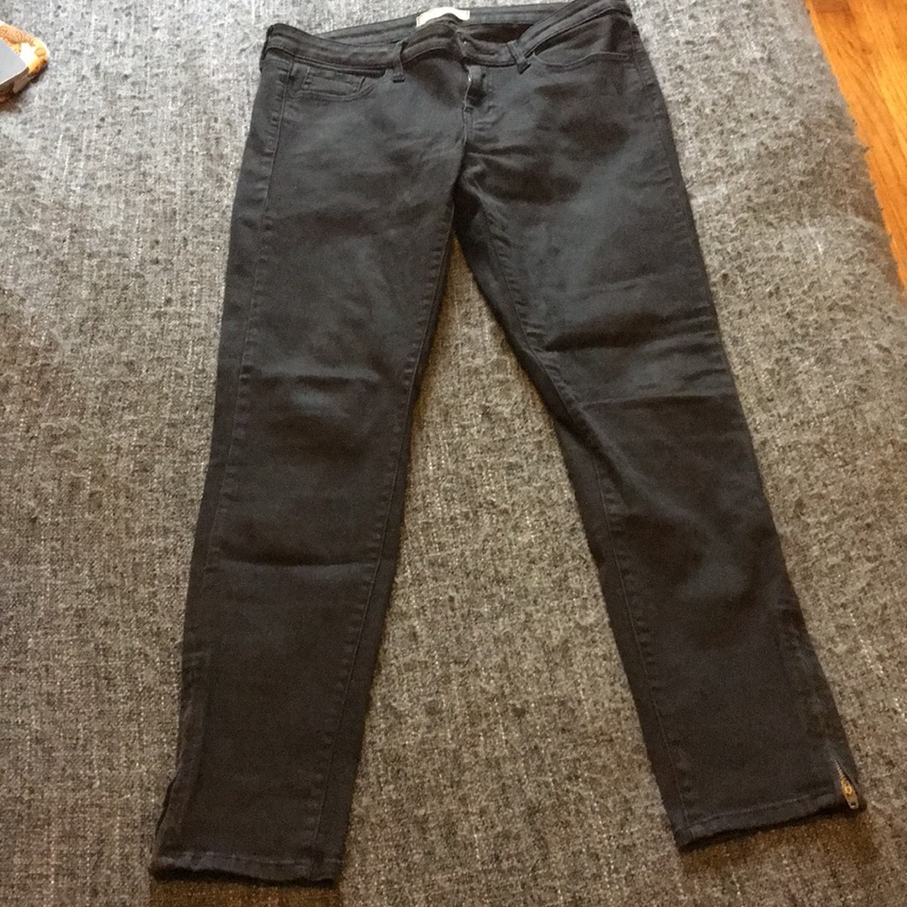 Uniqlo black jean